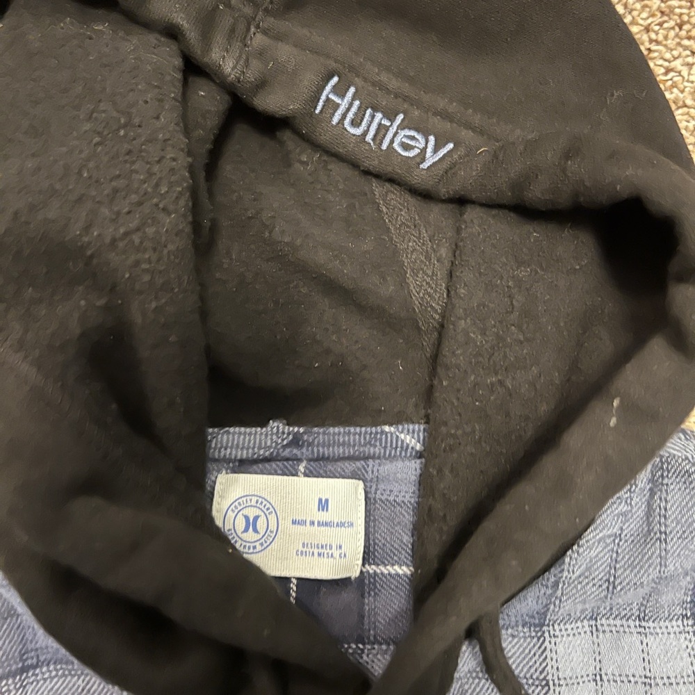 Hurley Men’s Flannel Button Down with hood - Medium
